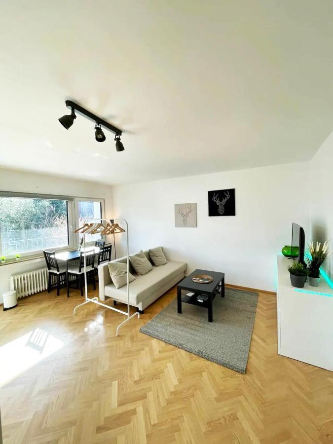 Cozy Apartment With Kitchen + Balcony New! Essen Kültér fotó